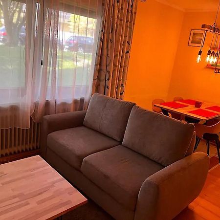 Schnuckeliges Appartement In برين ام شيميسي المظهر الخارجي الصورة